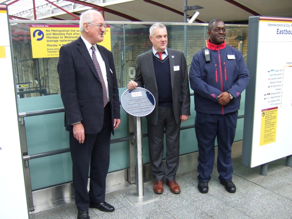 Farringdon plaque unveiled