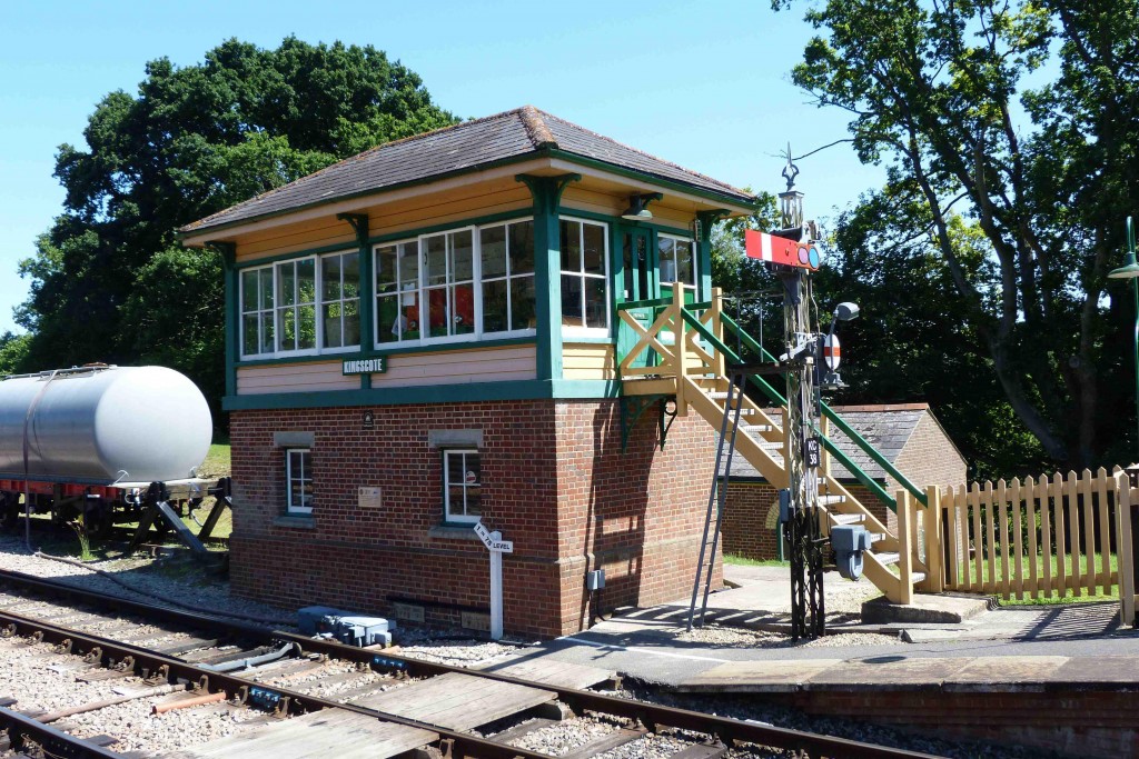 KINGSCOTE signalbox
