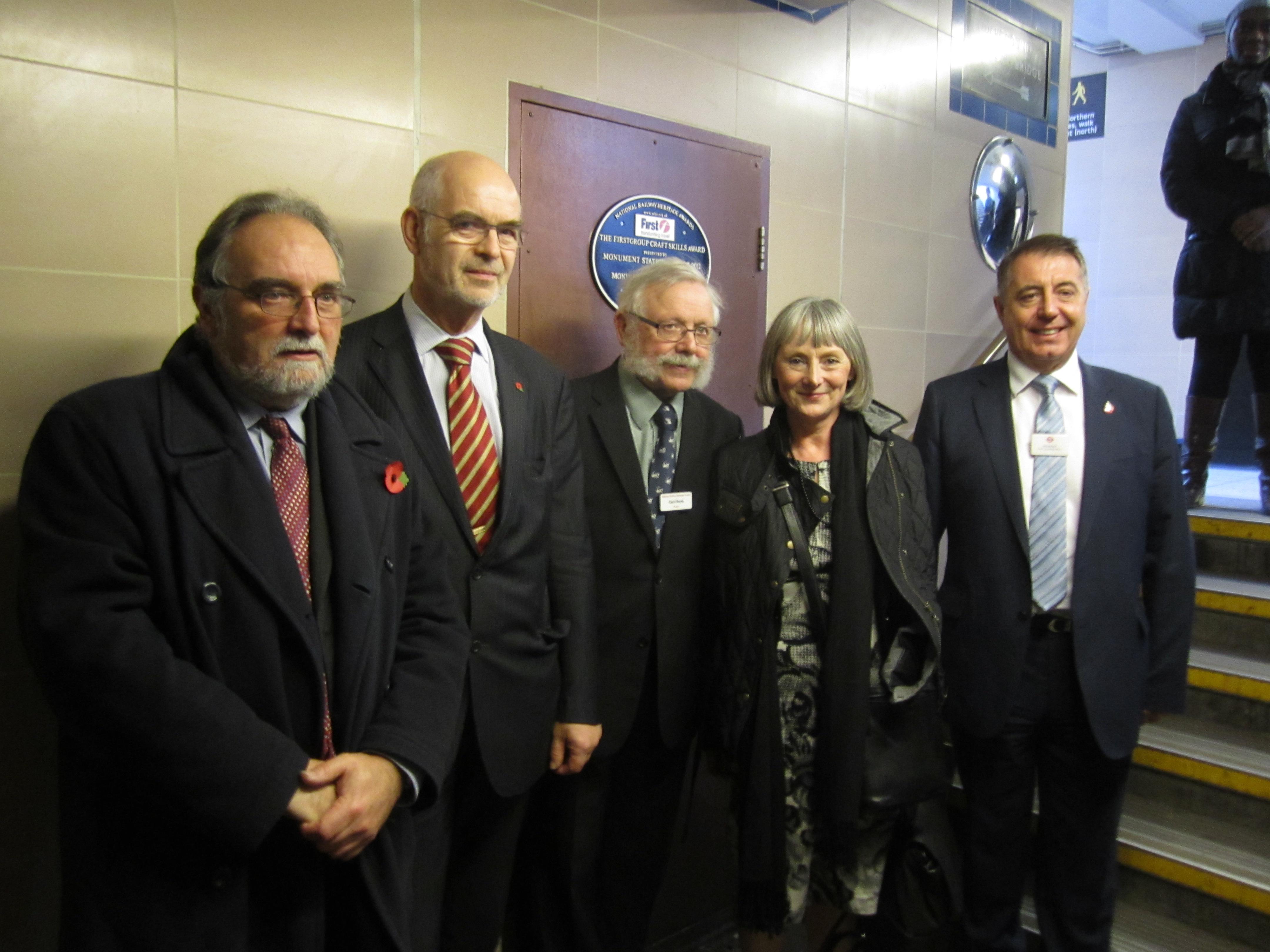 MONUMENT PLAQUE UNVEILED