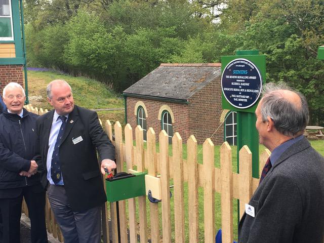 KINGSCOTE PLAQUE UNVEILED