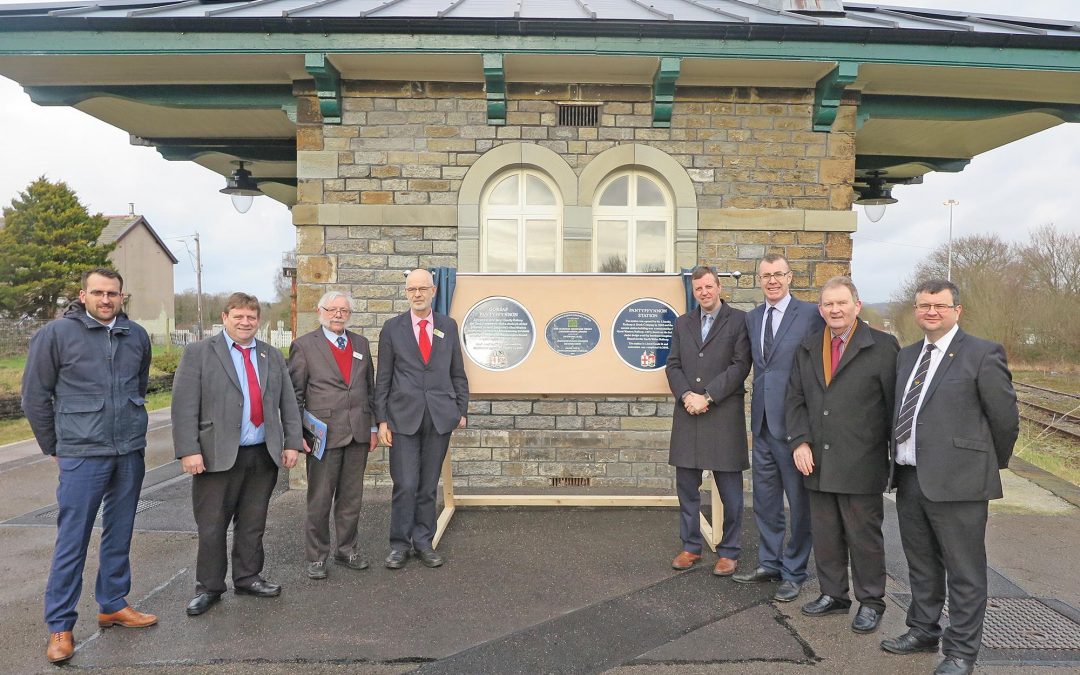 Pantyffynnon station plaque unveiled